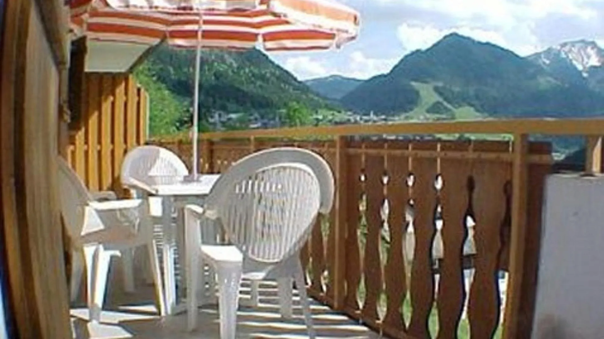 Apartment Chatel: Appartement 2 Pieces, 5 Pers., Animaux Admis - Fr-1-676-218